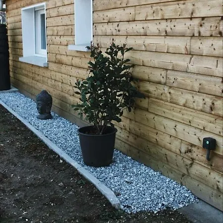 Kır Evi Independante Avec Salle De Bain Et Toilettes *